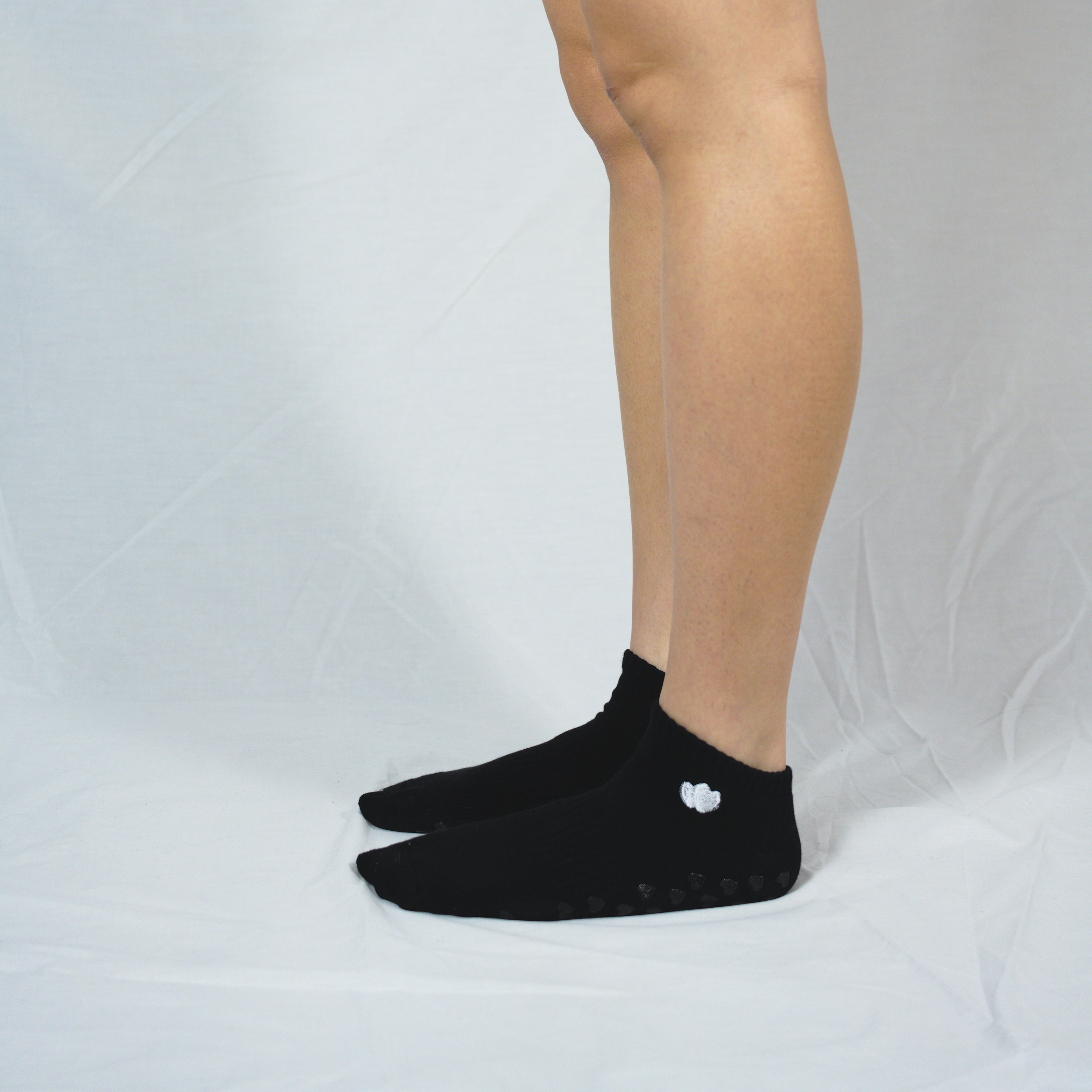 Soft Noir Ankle Grip Sock